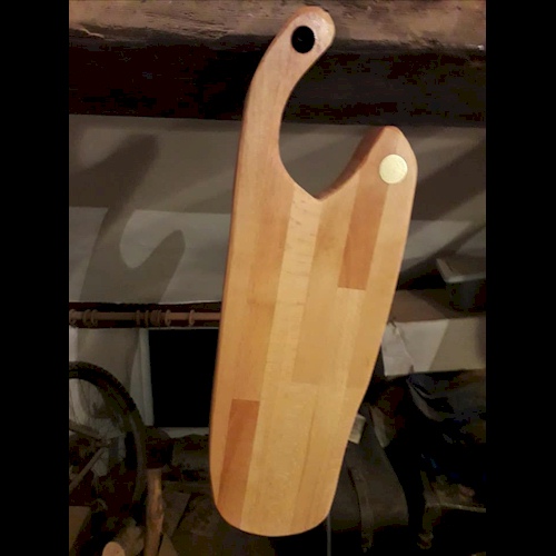 Curvature One Cutting Board